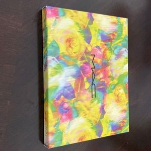 Limited edition eyeshadow palette